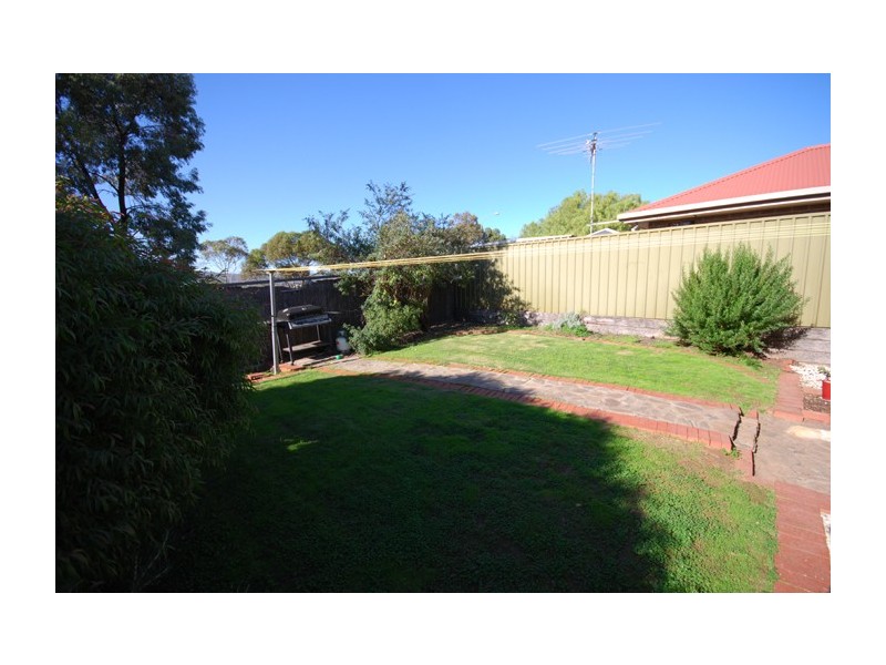 27 Roycroft Place, Golden Grove SA 5125