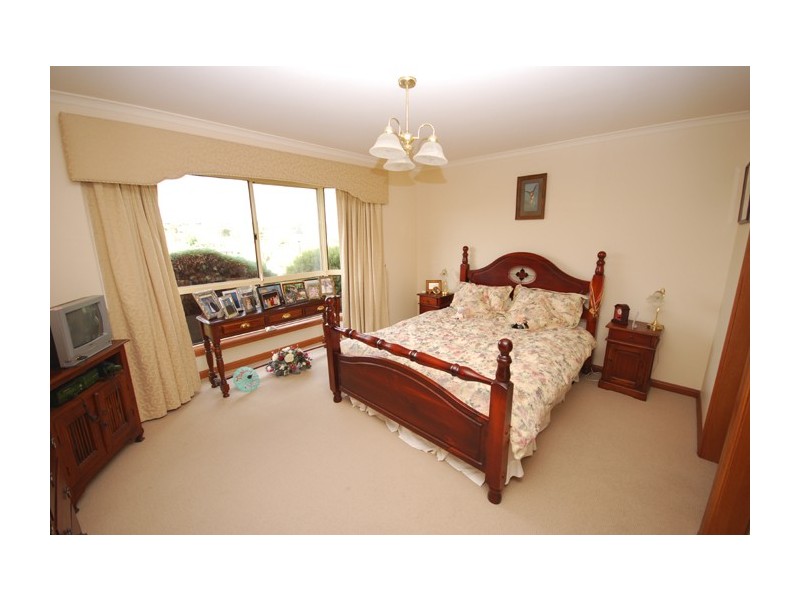 14 Jacquard Court, Greenwith SA 5125