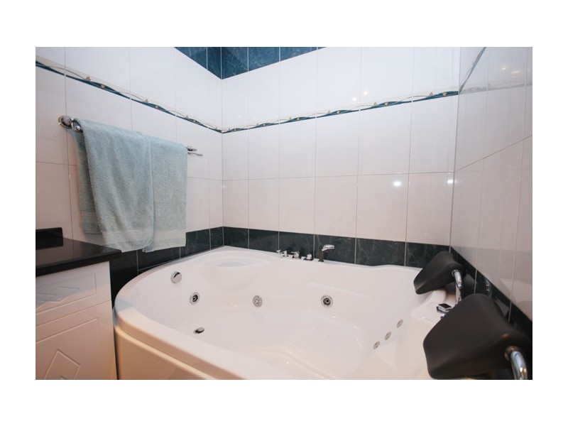 12 Mapleton Circuit, Mawson Lakes SA 5095