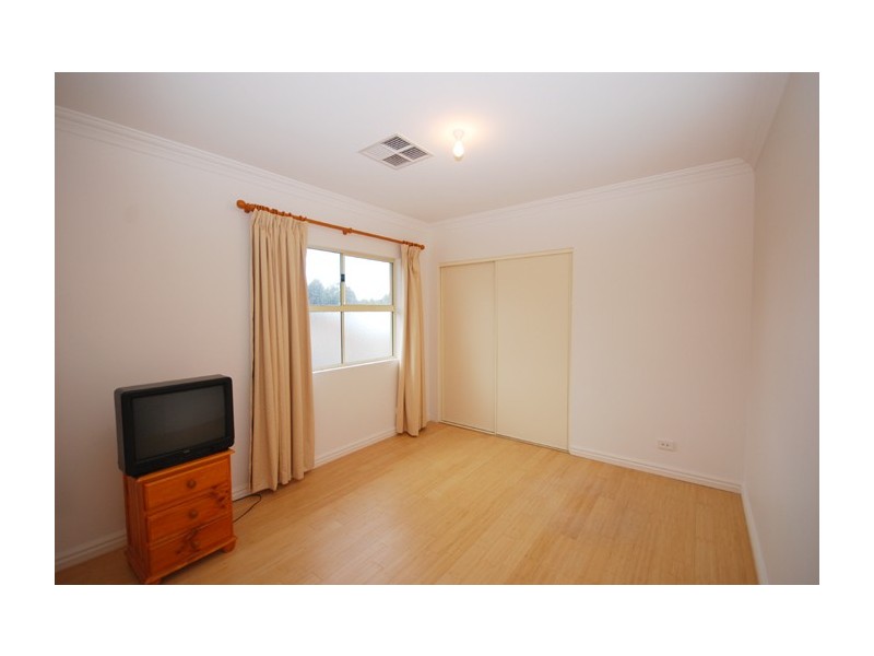 12 Mapleton Circuit, Mawson Lakes SA 5095
