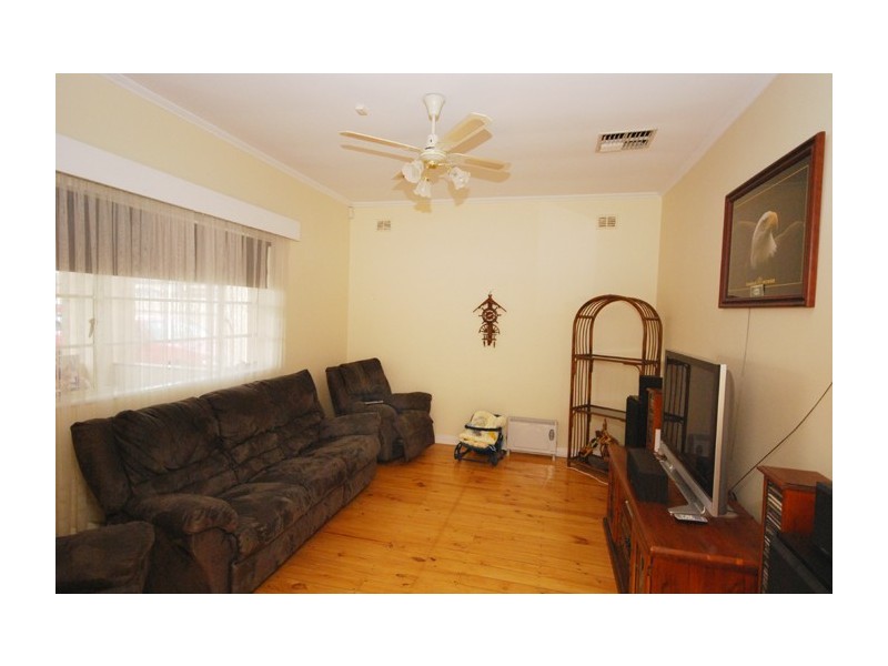 1 Ormond Avenue, Clearview SA 5085