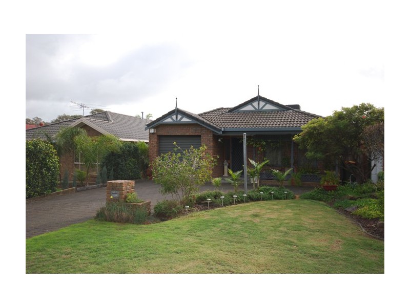 11 Minor Court, Salisbury Heights SA 5109