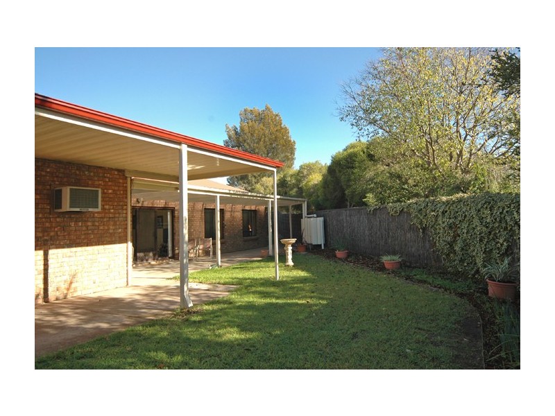 22 Frontignac Court, Wynn Vale SA 5127