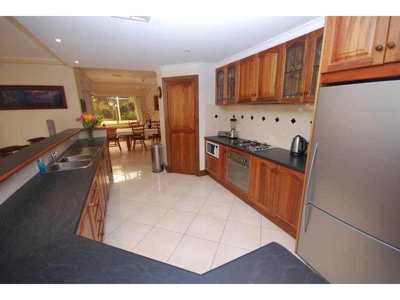 6 Yale Lane, Golden Grove SA 5125