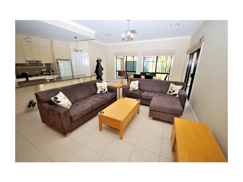 26 Shoalhaven Circuit, Mawson Lakes SA 5095