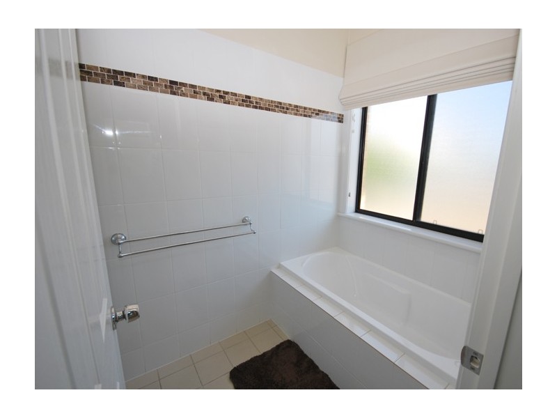 26 Shoalhaven Circuit, Mawson Lakes SA 5095