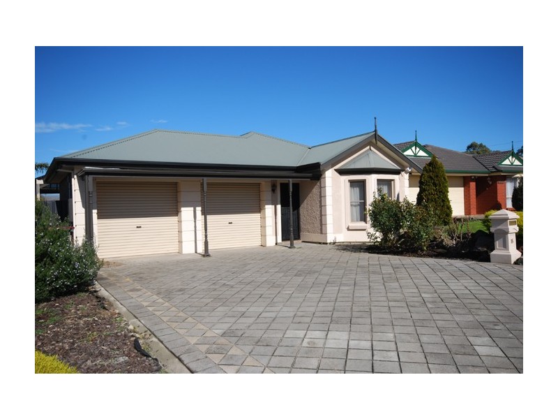 15 Jacaranda Grove, Golden Grove SA 5125