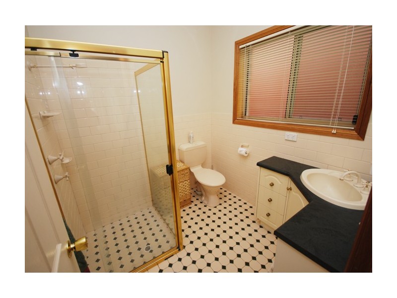 15 Jacaranda Grove, Golden Grove SA 5125