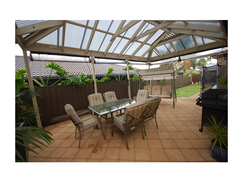 15 Jacaranda Grove, Golden Grove SA 5125