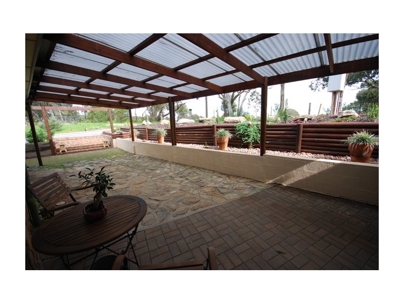 145 Seaview Rd, Golden Grove SA 5125