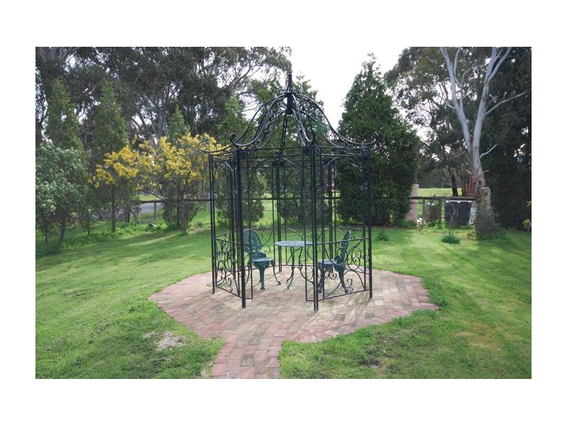 145 Seaview Rd, Golden Grove SA 5125