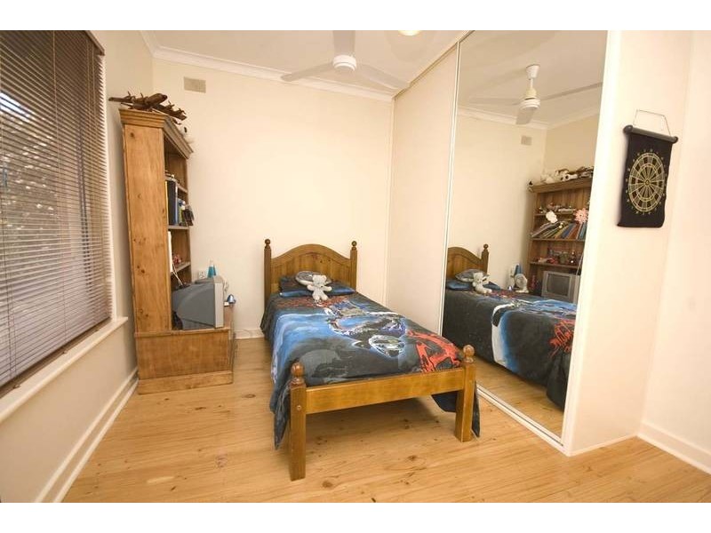 6 Ind Court, Dernancourt SA 5075