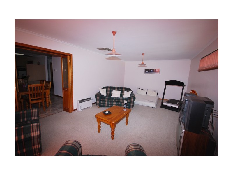 3 Guildford Close, Salisbury Heights SA 5109