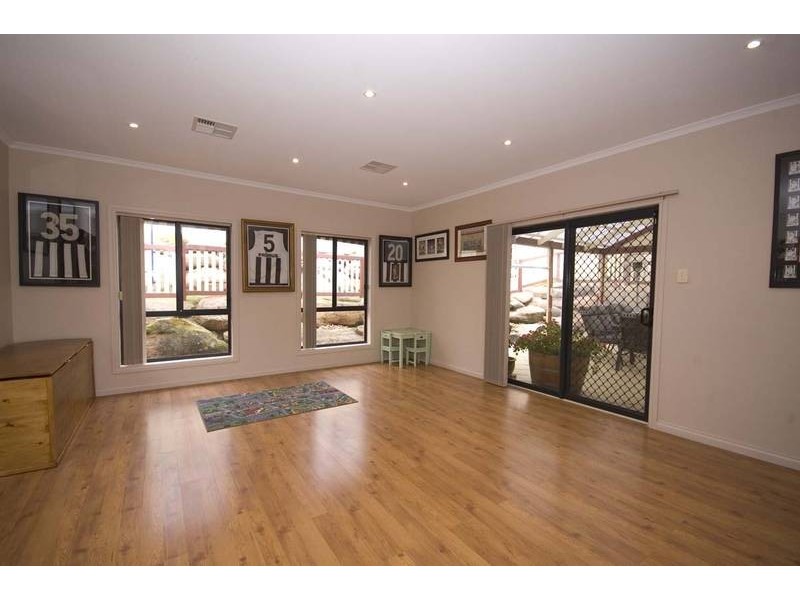 19 Crissoula Avenue, Hope Valley SA 5090