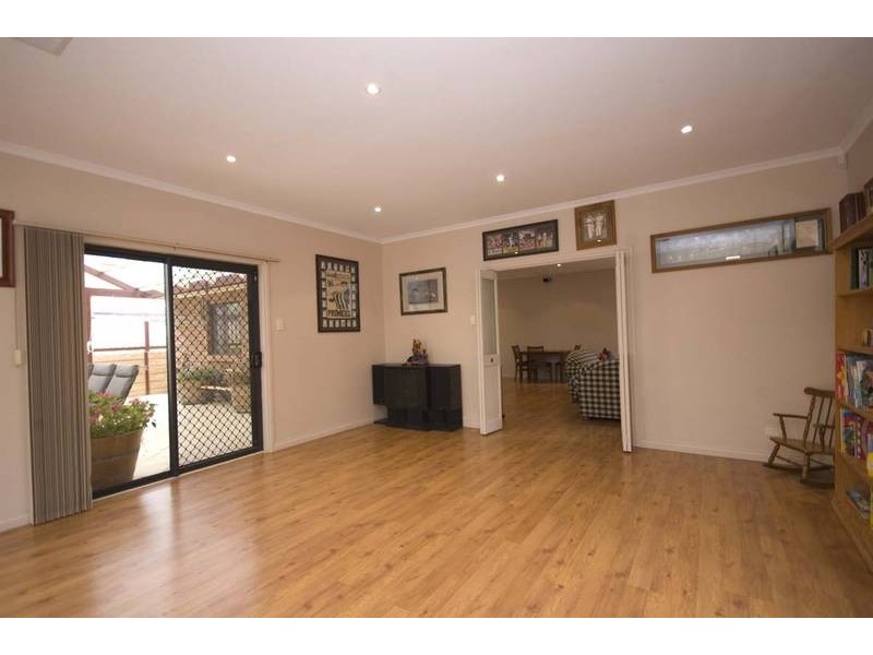 19 Crissoula Avenue, Hope Valley SA 5090