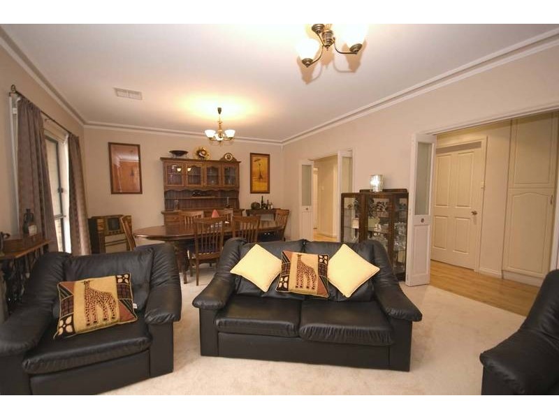 19 Crissoula Avenue, Hope Valley SA 5090