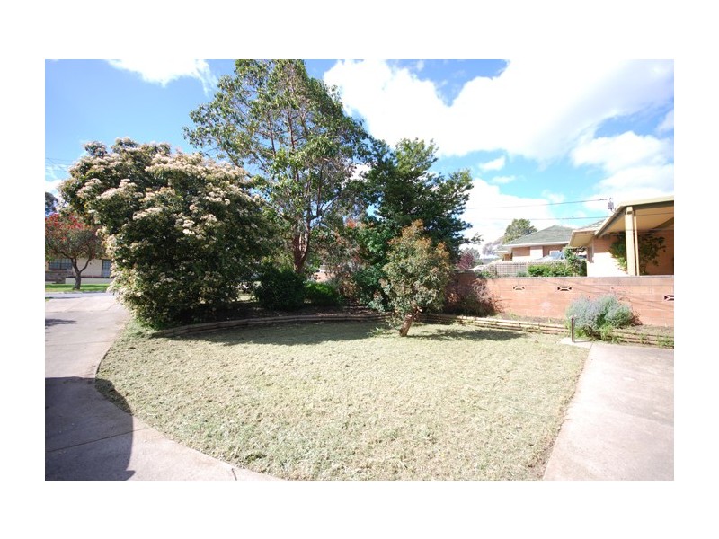 32 School Drive, Banksia Park SA 5091