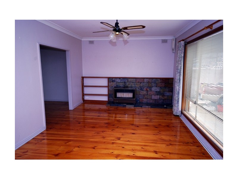 32 School Drive, Banksia Park SA 5091