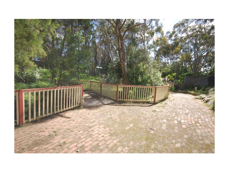 32 School Drive, Banksia Park SA 5091