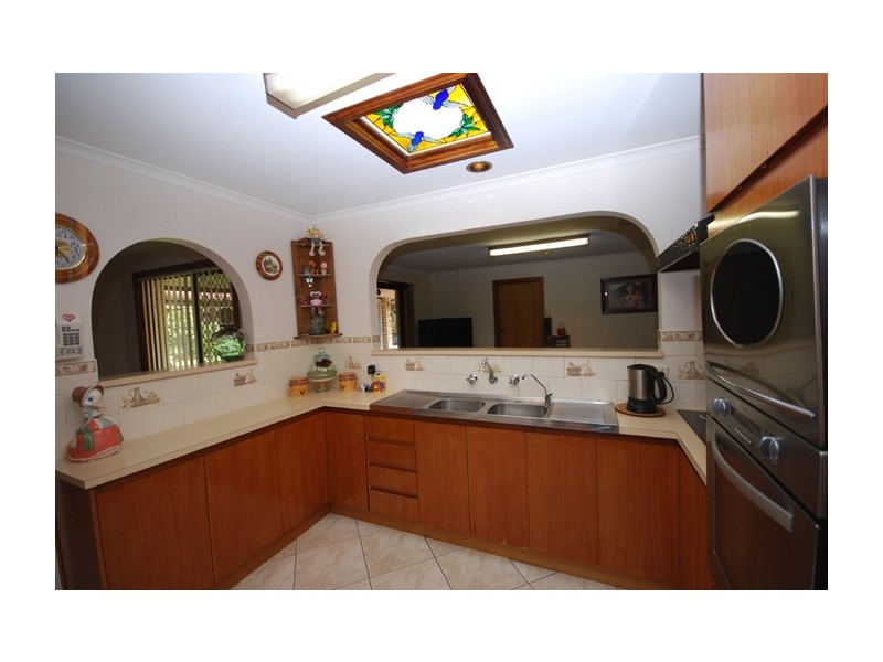 33 Cockatoo Street, Modbury Heights SA 5092