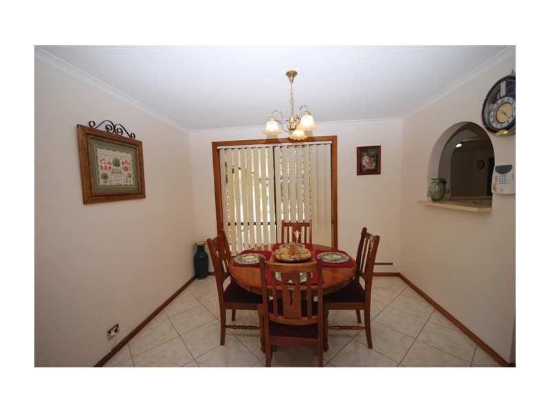 33 Cockatoo Street, Modbury Heights SA 5092