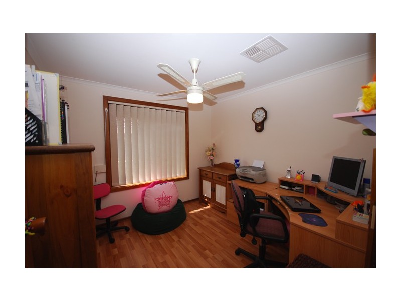 33 Cockatoo Street, Modbury Heights SA 5092