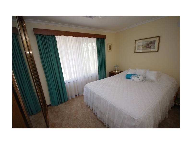 1 Brixham Road, St Agnes SA 5097