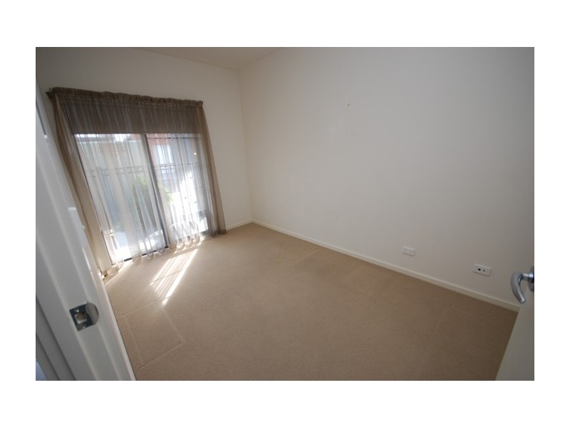 3 Sugarloaf Lane, Mawson Lakes SA 5095