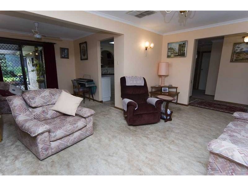 36 Abercrombie Crescent, St Agnes SA 5097