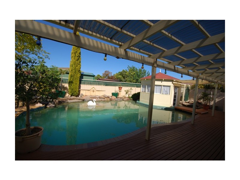 11 View Point Court, Wynn Vale SA 5127