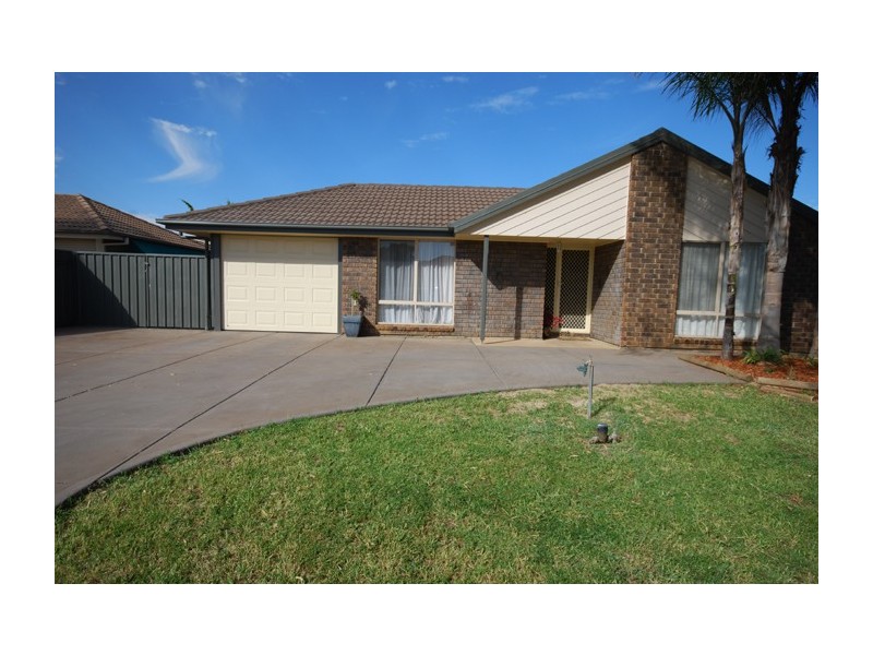 52 St Alfred Drive, Parafield Gardens SA 5107