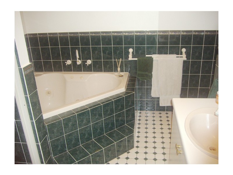 9 Rodeo Drive, Wynn Vale SA 5127