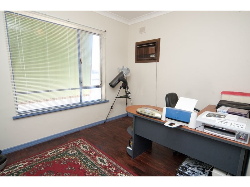 422 Bridge Road, Para Hills West SA 5096