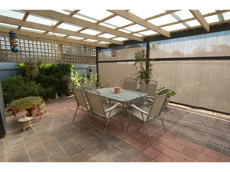 422 Bridge Road, Para Hills West SA 5096