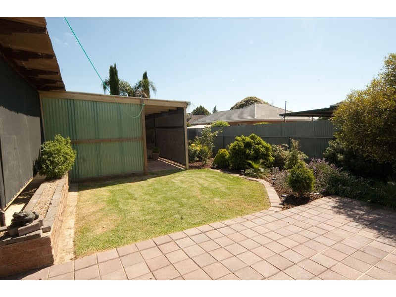 422 Bridge Road, Para Hills West SA 5096