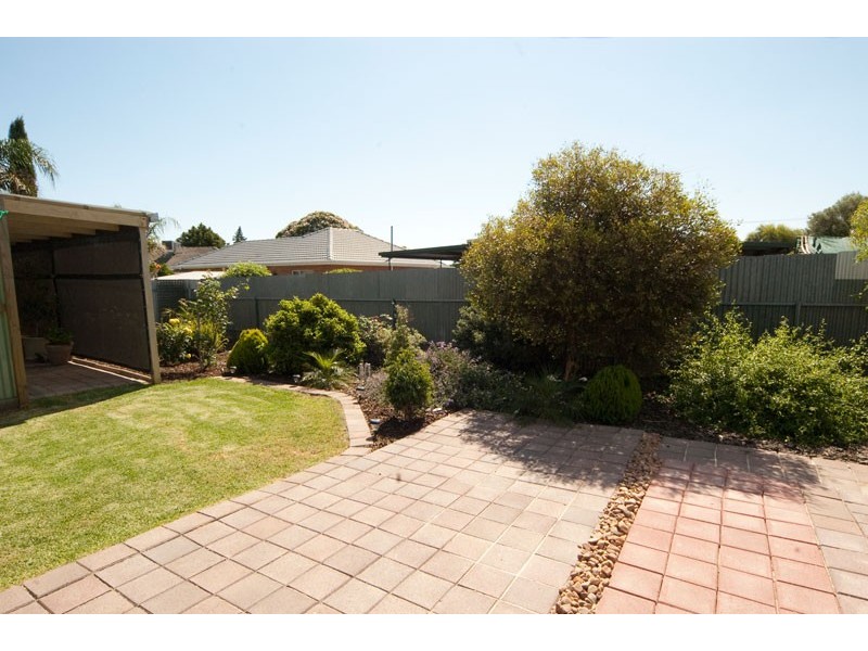 422 Bridge Road, Para Hills West SA 5096