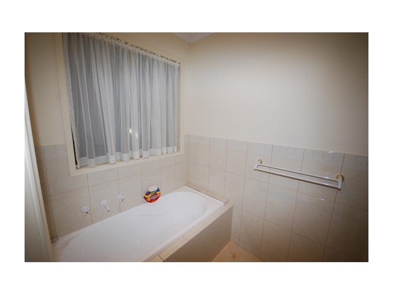 10 Railway Court, Walkley Heights SA 5098