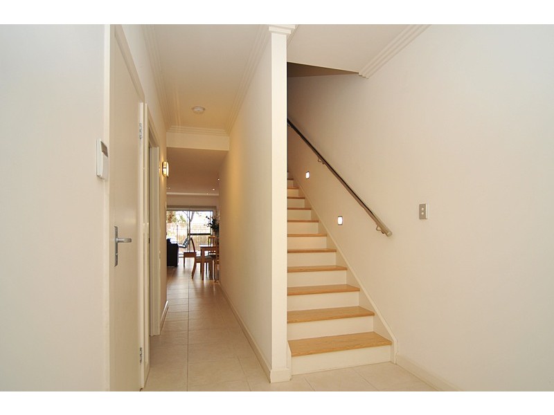58 Grasswren Way, Mawson Lakes SA 5095