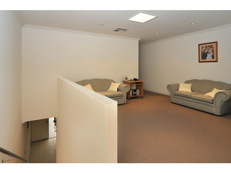 58 Grasswren Way, Mawson Lakes SA 5095