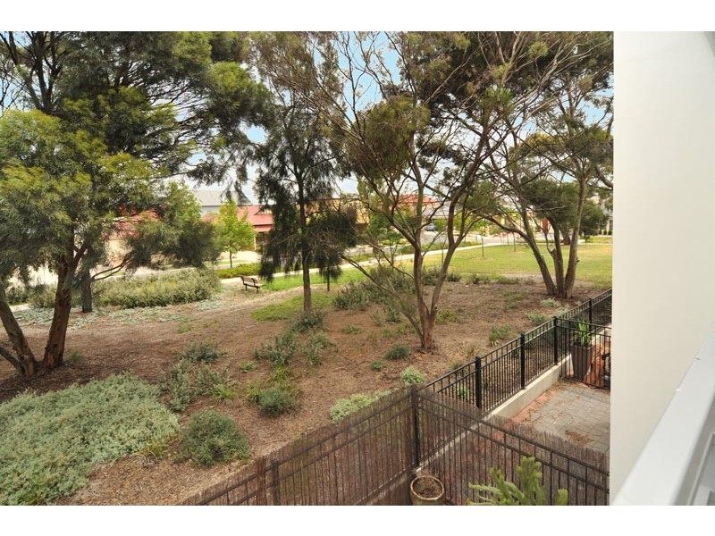 58 Grasswren Way, Mawson Lakes SA 5095