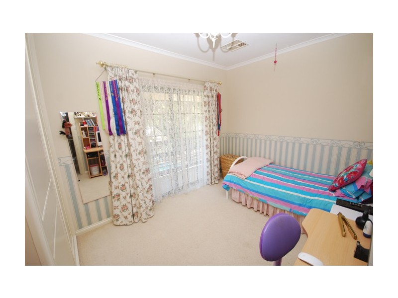 5 Waterford Avenue, Dernancourt SA 5075