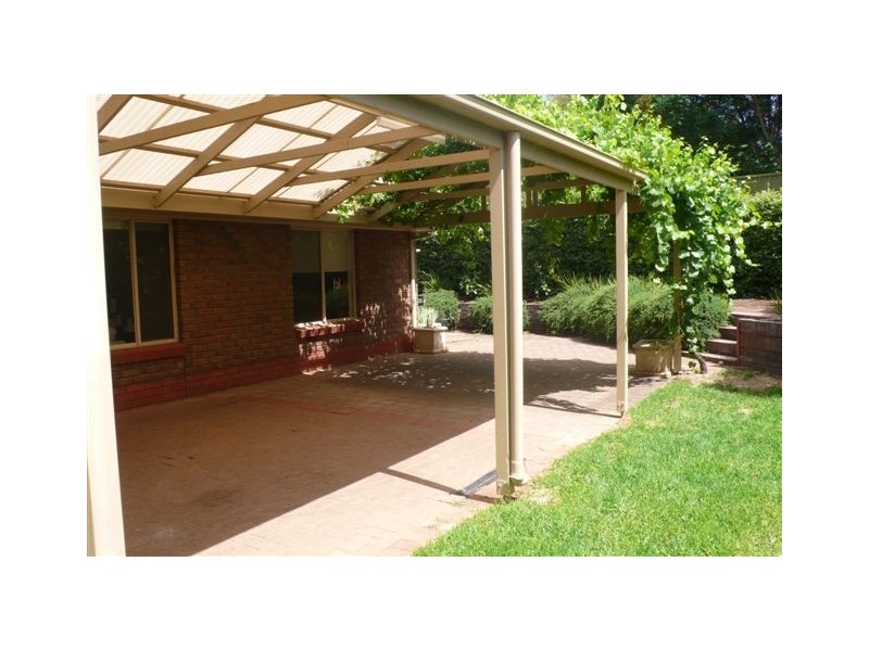 18 Halcyon Avenue, Greenwith SA 5125