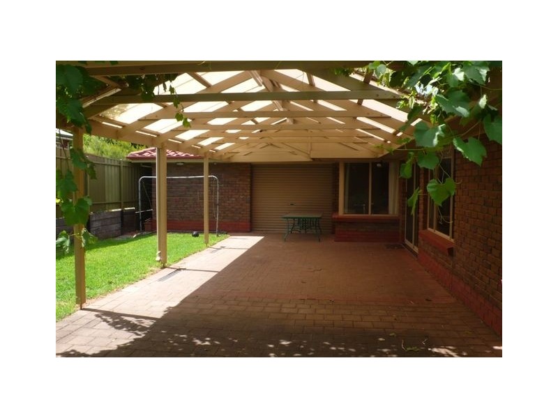 18 Halcyon Avenue, Greenwith SA 5125