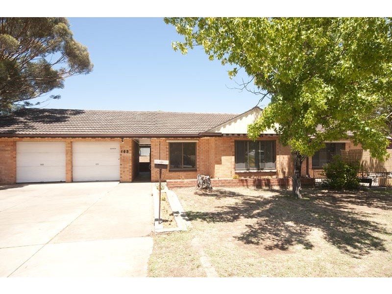 165 Brougham Drive, Valley View SA 5093