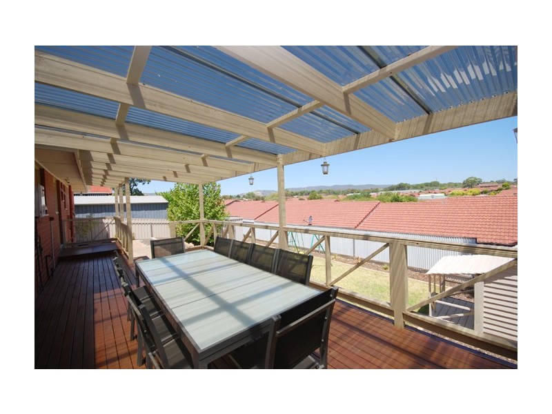 5 Dargie Avenue, Hope Valley SA 5090