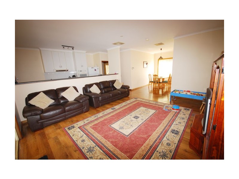 4 Mattingley Court, Golden Grove SA 5125