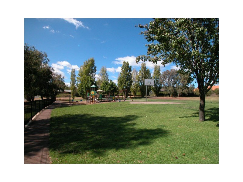 7 Treloar Avenue, Greenwith SA 5125
