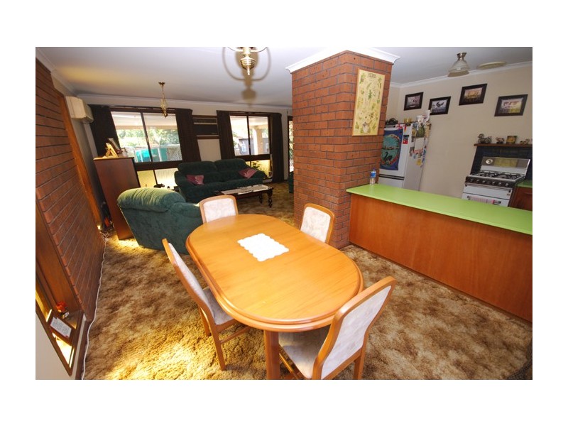 18 Pelsaert Avenue, Fairview Park SA 5126