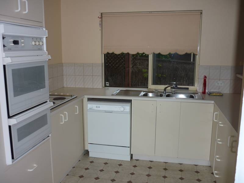 10-11/12 Hopeland Court, Wynn Vale SA 5127