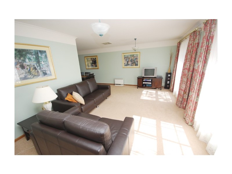 10 Madigan Court, Greenwith SA 5125